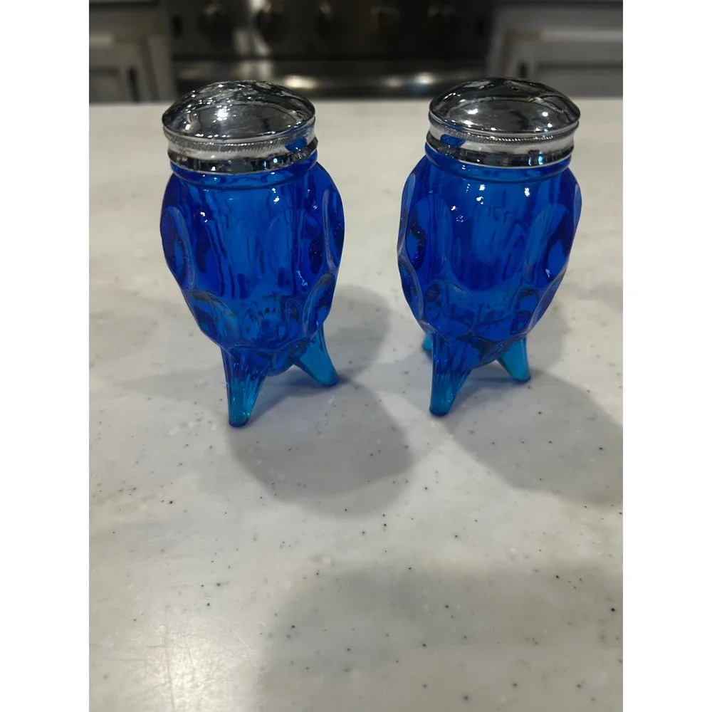 Vintage Cobalt Blue Glass Salt and Pepper Shakers Footed Thumbprint Pattern 4